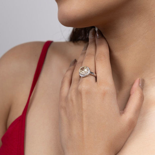 Golden Radiance Solitaire Ring