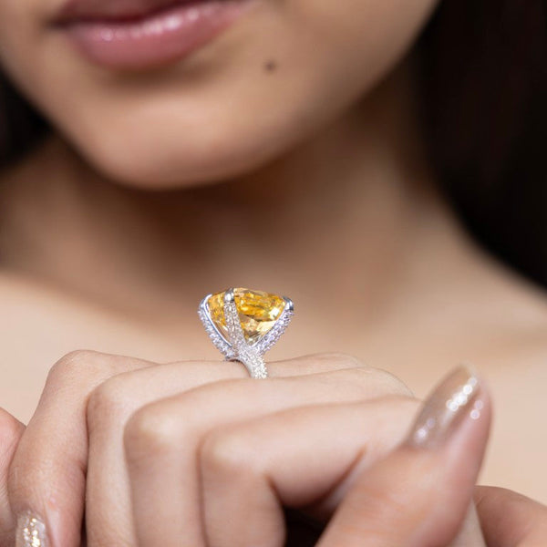 Golden Embrace Trillion-Cut Ring