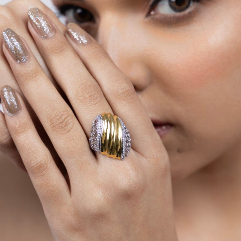 Regal Gold Wave Ring