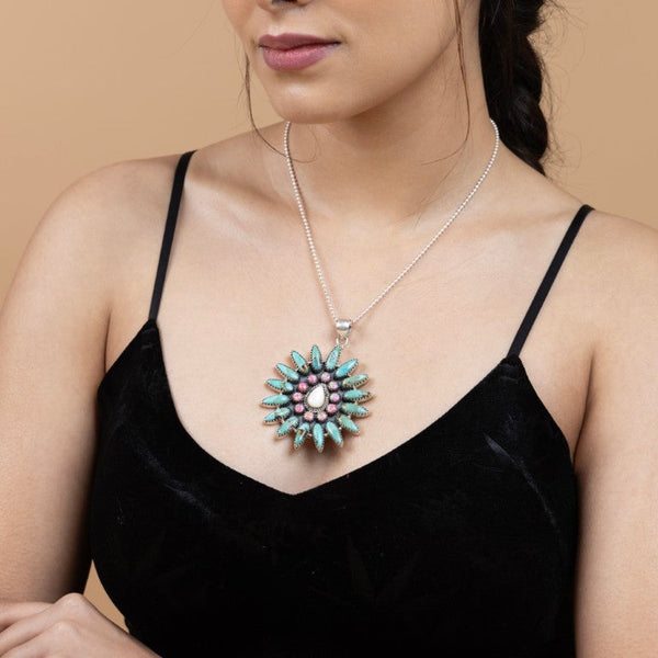 Blooming Radiance Pendant