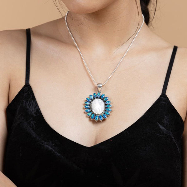 Elegant Blue Radiance Pendant