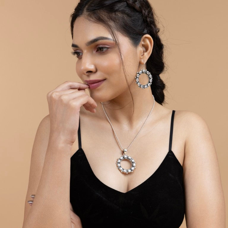 Radiant Circle Sterling Silver Pendant Set