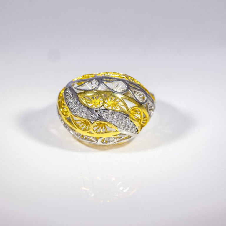 Golden Filigree Embrace Ring
