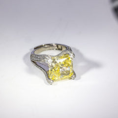 Starburst Yellow Diamond Ring