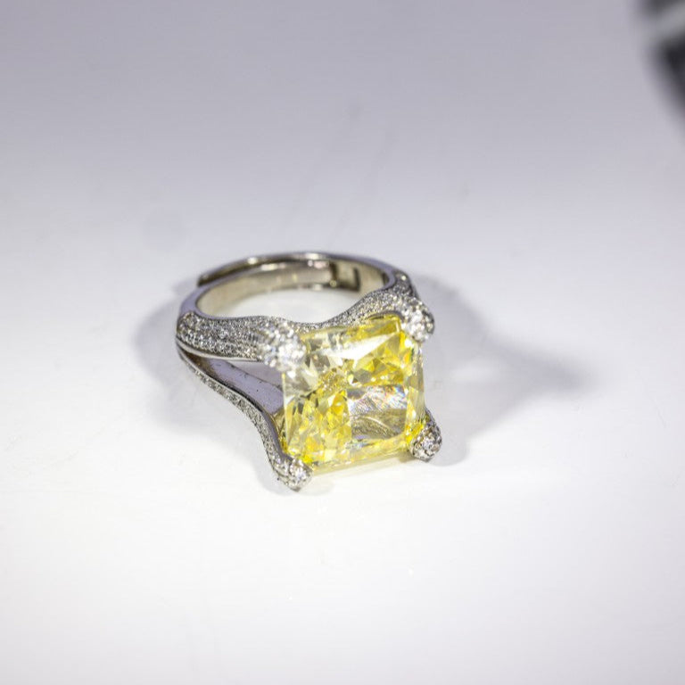 Starburst Yellow Diamond Ring